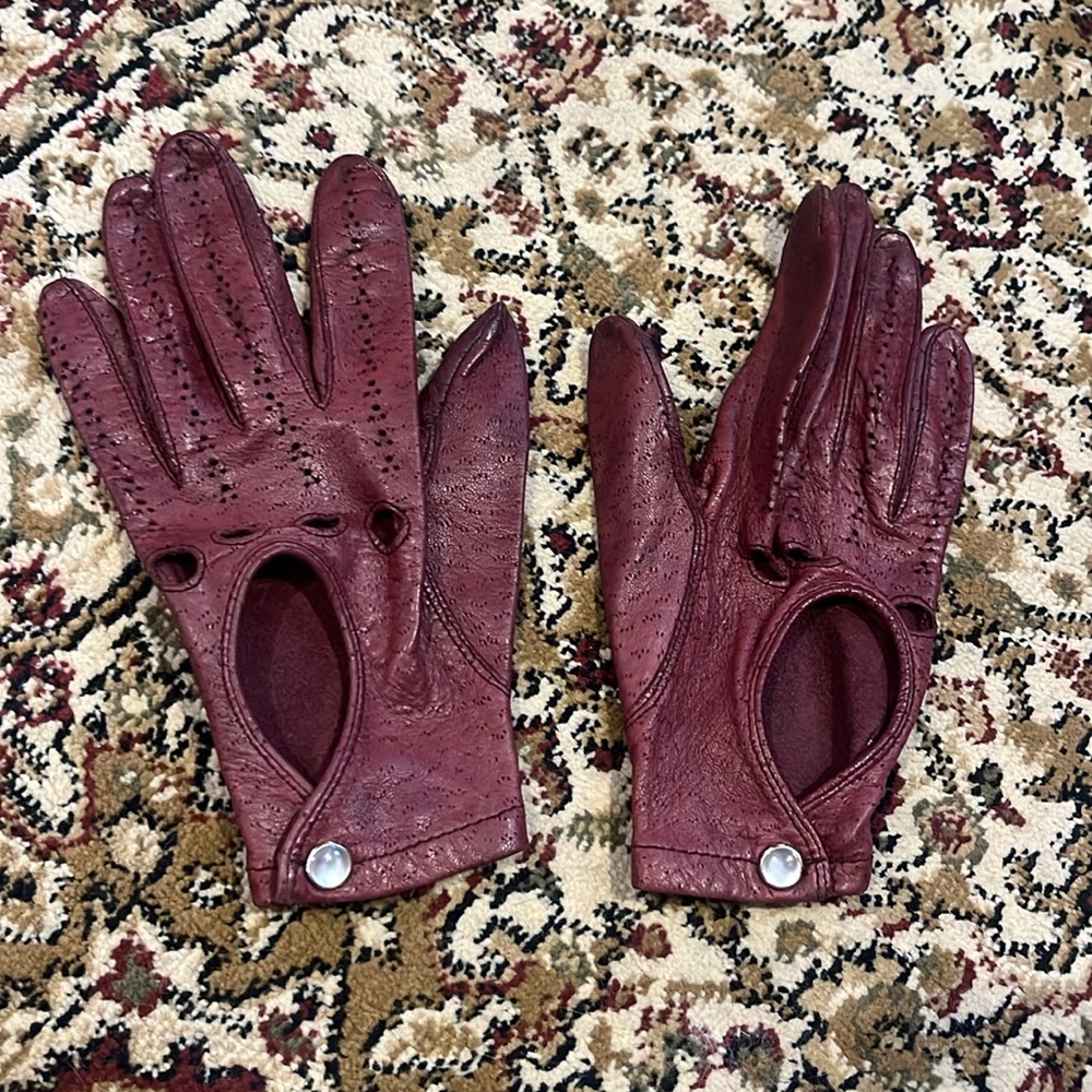 Maroon/Red Leather Gloves - Genuine Leather (small/petite) - Picture 3 of 10